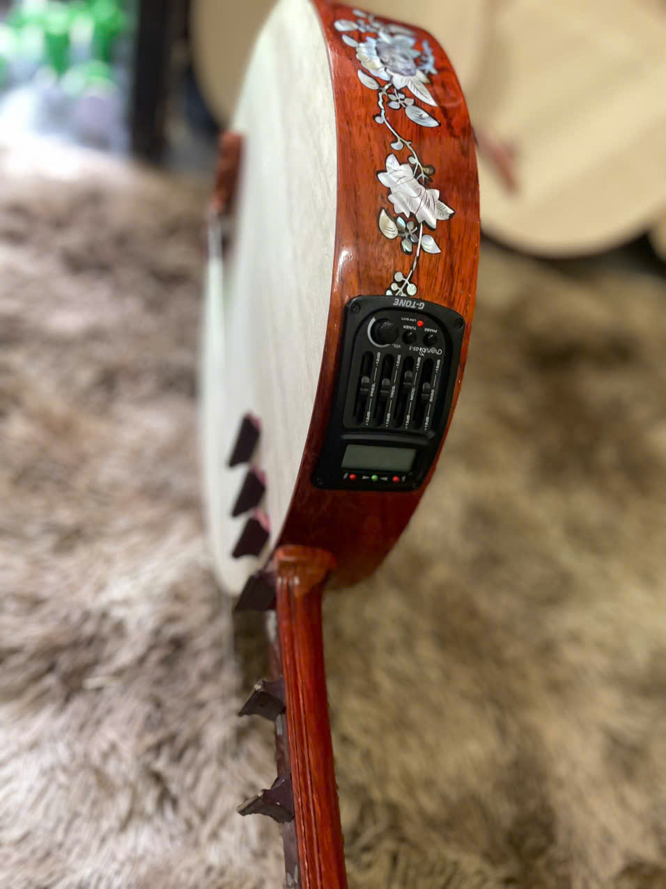 Đàn nguyệt DN239 hương phím đồng eq